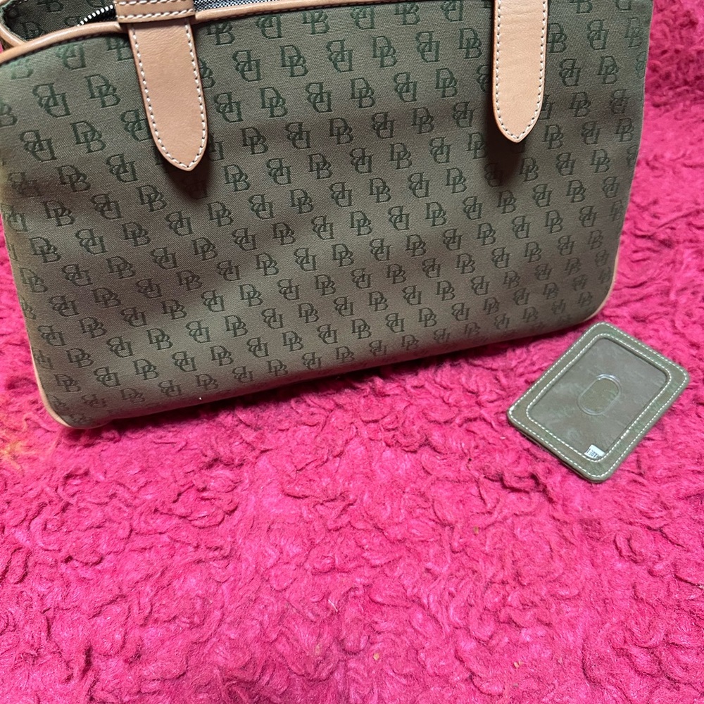 dooney and bourke bag